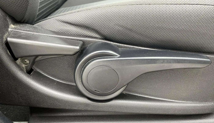 2018 Tata Tiago XZA PETROL, Petrol, Automatic, 55,491 km, Driver Side Adjustment Panel