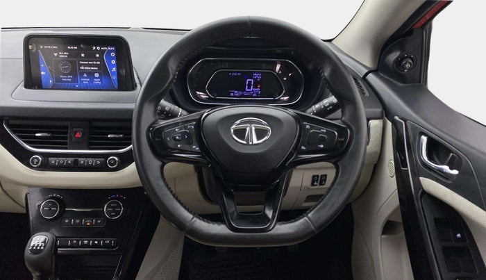 2020 Tata NEXON XZ PLUS (O) DIESEL DUAL TONE, Diesel, Manual, 86,206 km, Steering Wheel Close Up