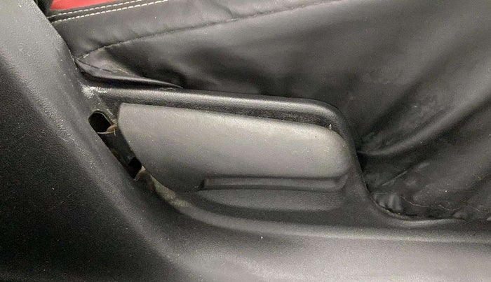 2014 Maruti Swift VXI, Petrol, Manual, 80,816 km, Driver Side Adjustment Panel