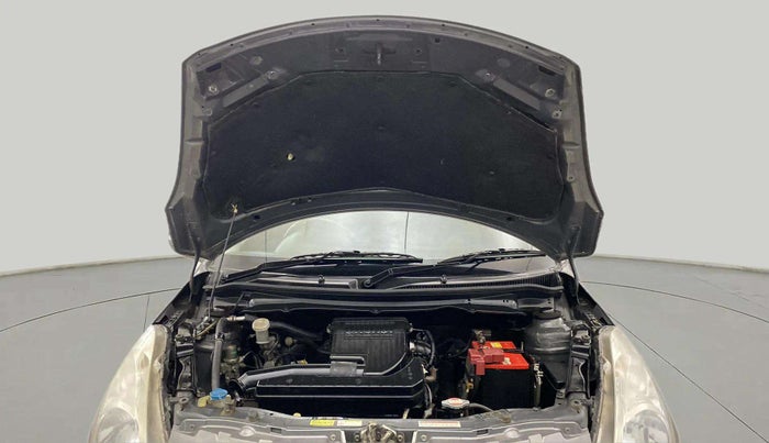 2014 Maruti Swift VXI, Petrol, Manual, 80,816 km, Open Bonet