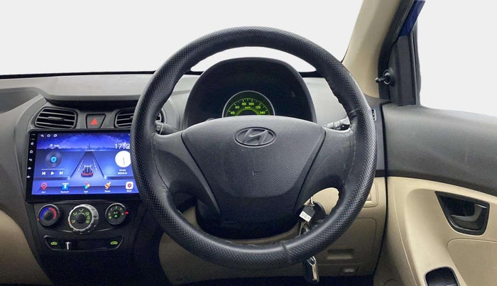 2013 Hyundai Eon MAGNA +, Petrol, Manual, 37,214 km, Steering Wheel Close Up