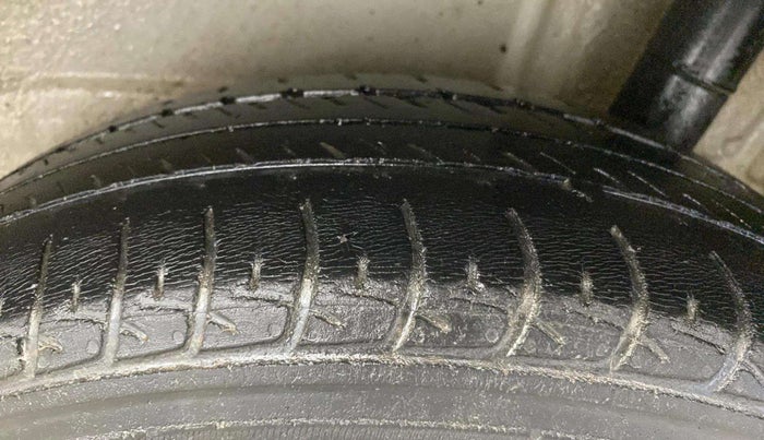 2019 Maruti New Wagon-R VXI 1.2, CNG, Manual, 50,251 km, Left Rear Tyre Tread