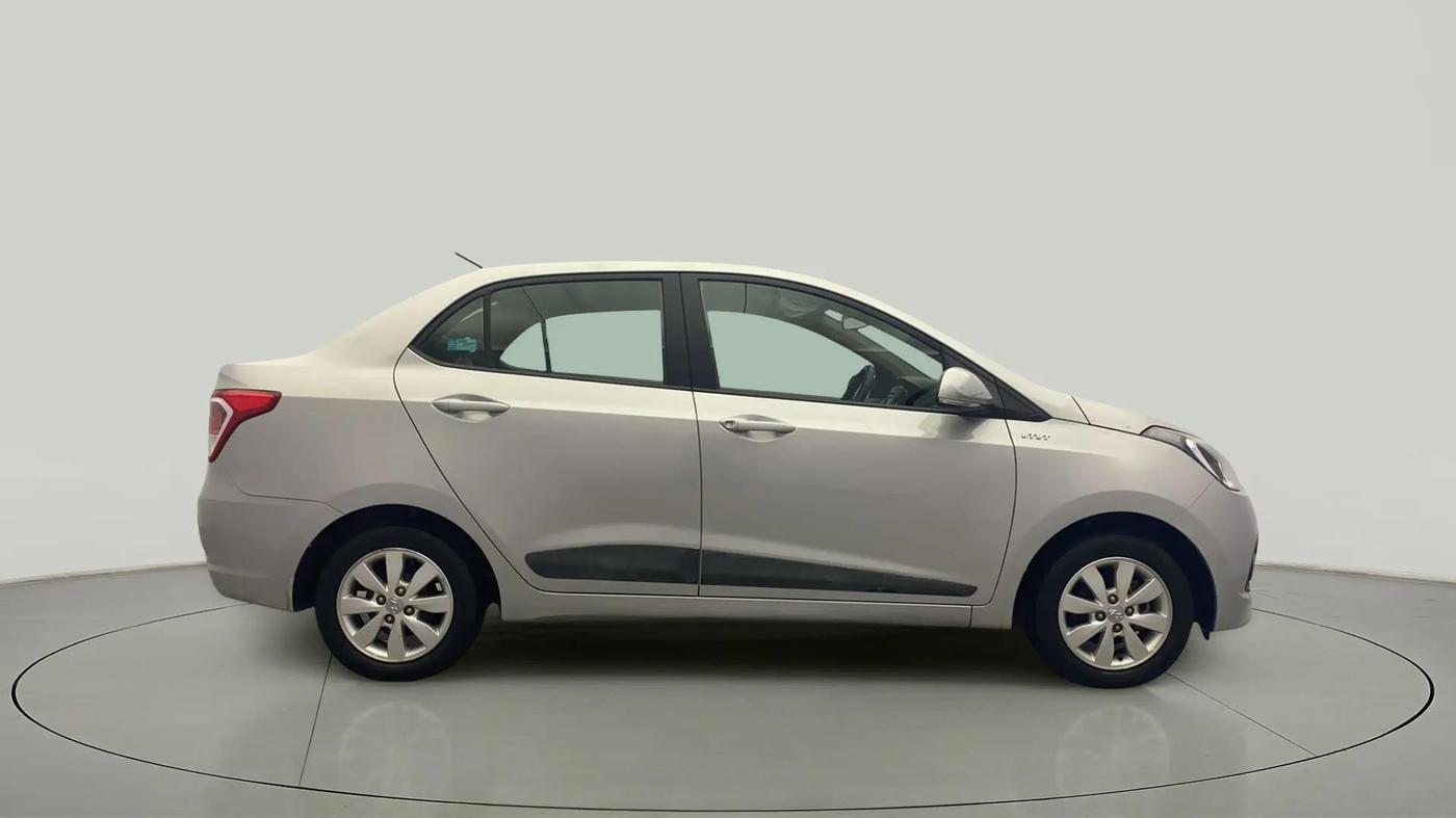 2014 Hyundai Xcent S (O) 1.2, Petrol, Manual, 40,096 km, Right Side View