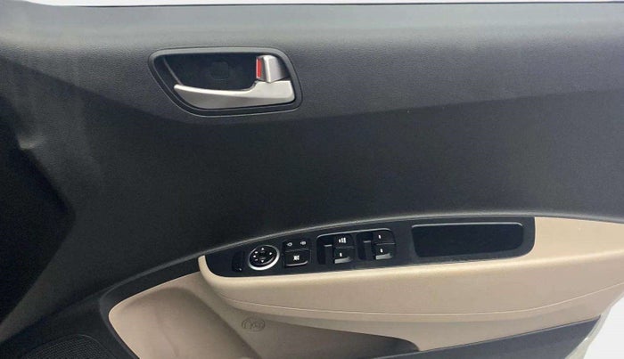 2014 Hyundai Xcent S (O) 1.2, Petrol, Manual, 40,002 km, Driver Side Door Panels Control