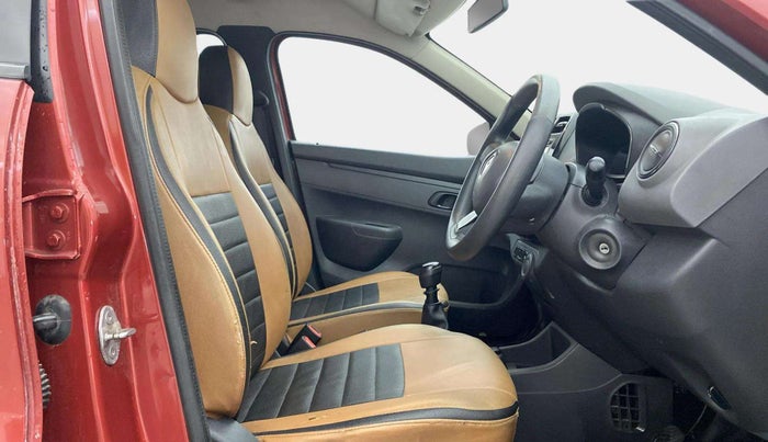 2016 Renault Kwid RXT 0.8, Petrol, Manual, 39,120 km, Right Side Front Door Cabin