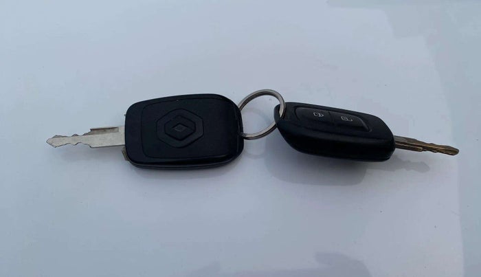 2020 Renault Kwid RXT 1.0 AMT, Petrol, Automatic, 36,849 km, Key Close Up