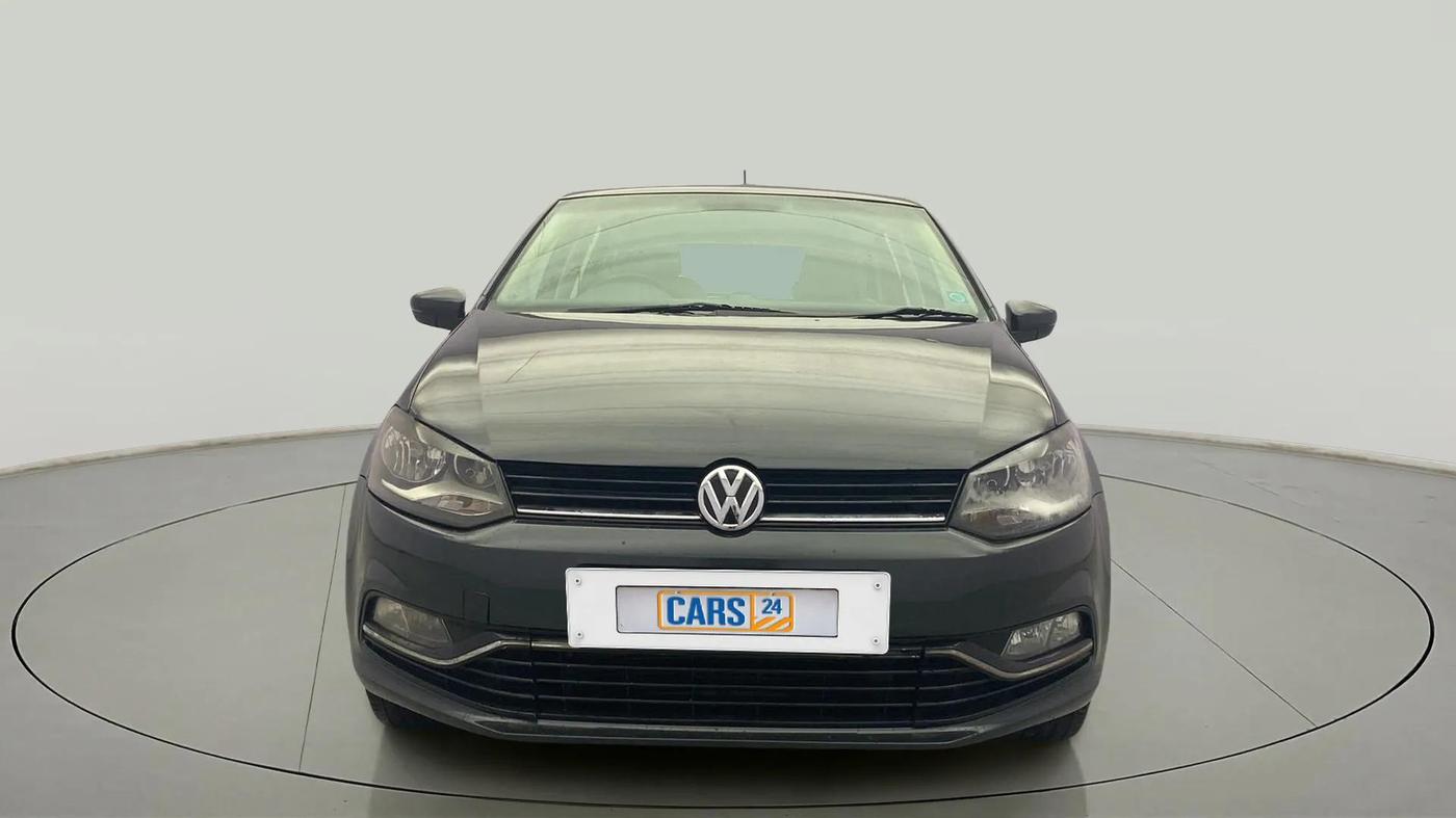 2017 Volkswagen Polo HIGHLINE1.2L, Petrol, Manual, 91,783 km, Front