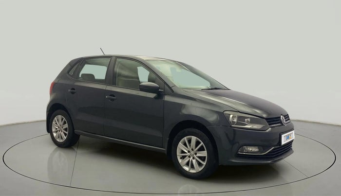 2017 Volkswagen Polo HIGHLINE1.2L, Petrol, Manual, 91,783 km, Right Front Diagonal