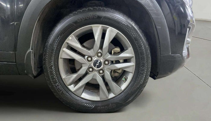 2022 KIA SELTOS HTX IVT 1.5 PETROL, Petrol, Automatic, 75,634 km, Right Front Wheel