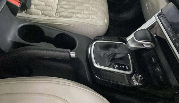 2022 KIA SELTOS HTX IVT 1.5 PETROL, Petrol, Automatic, 75,634 km, Gear Lever