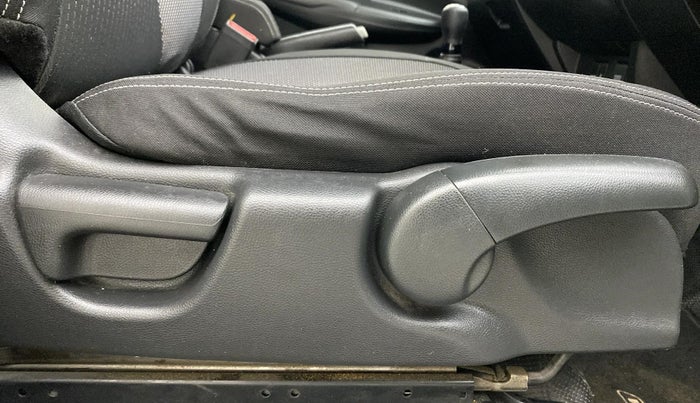2018 Honda WR-V 1.2L I-VTEC VX MT, Petrol, Manual, 1,07,113 km, Driver Side Adjustment Panel