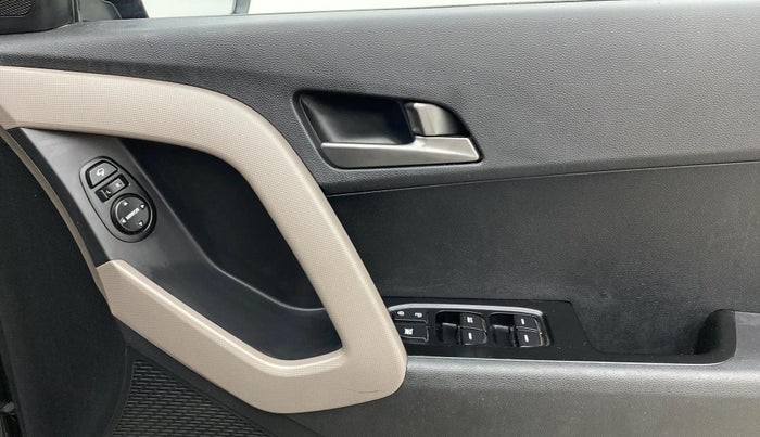 2017 Hyundai Creta SX PLUS AT 1.6 PETROL, Petrol, Automatic, 65,506 km, Driver Side Door Panels Control