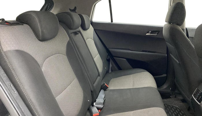 2017 Hyundai Creta SX PLUS AT 1.6 PETROL, Petrol, Automatic, 65,506 km, Right Side Rear Door Cabin