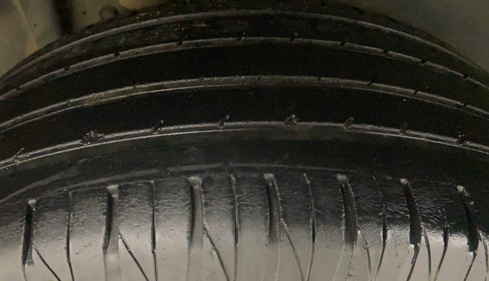 2021 Maruti Vitara Brezza ZXI AT SHVS, Petrol, Automatic, 39,230 km, Right Rear Tyre Tread