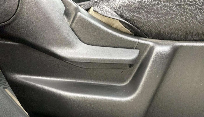 2019 Maruti New Wagon-R ZXI 1.2 AMT, Petrol, Automatic, 51,101 km, Driver Side Adjustment Panel