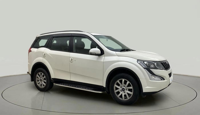 2018 Mahindra XUV500 W9, Diesel, Manual, 91,046 km, Right Front Diagonal
