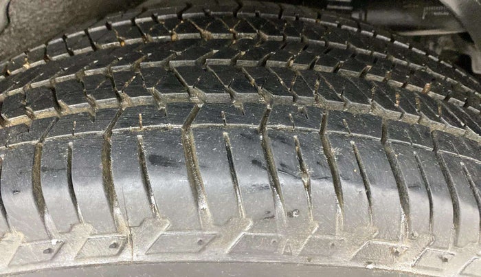 2018 Mahindra XUV500 W9, Diesel, Manual, 91,046 km, Left Rear Tyre Tread