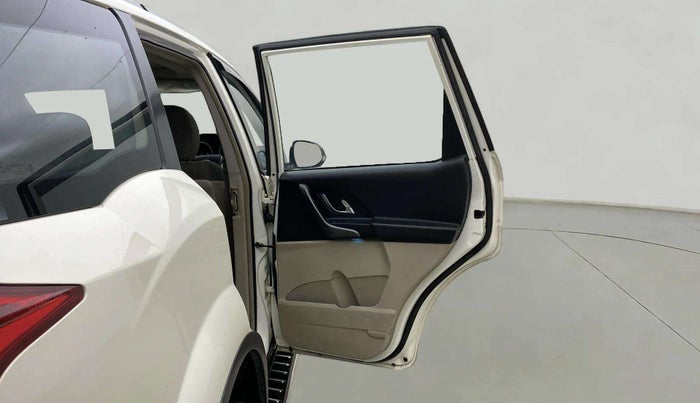 2018 Mahindra XUV500 W9, Diesel, Manual, 91,046 km, RHS Rear Door