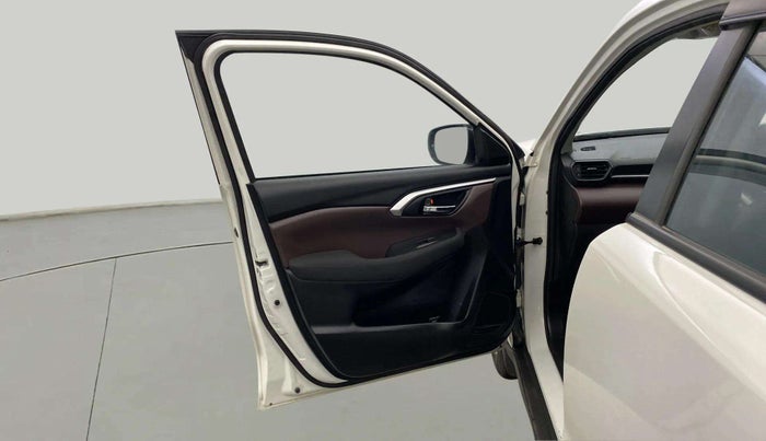 2024 Maruti Grand Vitara SIGMA SMART HYBRID, Petrol, Manual, 9,173 km, LHS Front Door