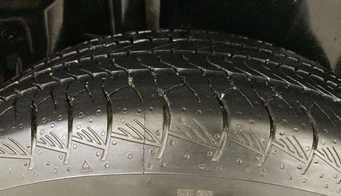 2024 Maruti Grand Vitara SIGMA SMART HYBRID, Petrol, Manual, 9,173 km, Right Rear Tyre Tread