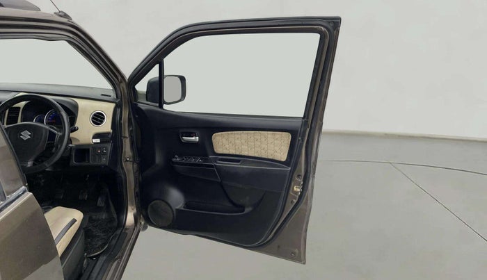 2017 Maruti Wagon R 1.0 VXI, Petrol, Manual, 30,441 km, RHS Front Door