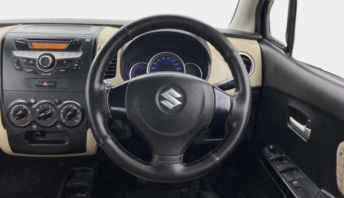 2017 Maruti Wagon R 1.0 VXI, Petrol, Manual, 30,441 km, Steering Wheel Close Up