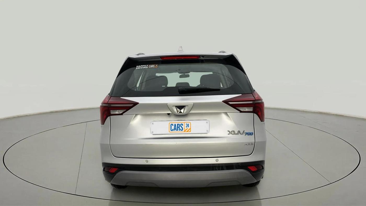 2022 Mahindra XUV700 AX 5 P AT 5 STR, Petrol, Automatic, 17,417 km, Back/Rear