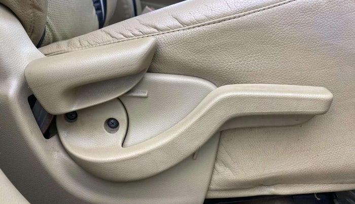 2013 Honda Amaze 1.2L I-VTEC S, Petrol, Manual, 36,569 km, Driver Side Adjustment Panel