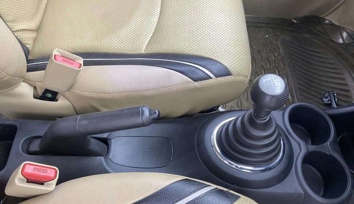 2013 Honda Amaze 1.2L I-VTEC S, Petrol, Manual, 36,569 km, Gear Lever