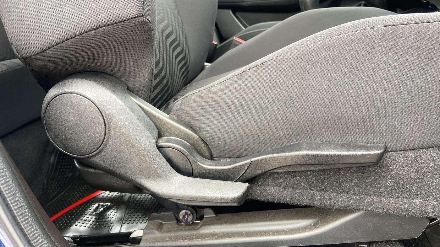 2023 Maruti Swift VXI, Petrol, Manual, 11,239 km, Driver Side Adjustment Panel