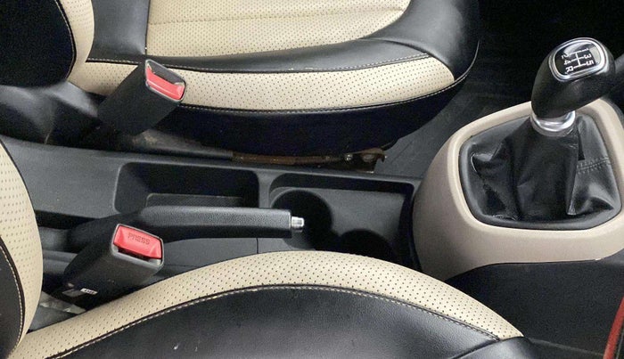 2018 Hyundai Grand i10 SPORTZ 1.2 KAPPA VTVT, Petrol, Manual, 48,826 km, Gear Lever