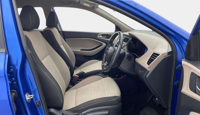 2019 Hyundai Elite i20 ASTA (O) CVT, Petrol, Automatic, 31,451 km, Right Side Front Door Cabin