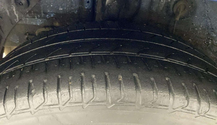 2019 Hyundai Elite i20 ASTA (O) CVT, Petrol, Automatic, 31,451 km, Right Rear Tyre Tread