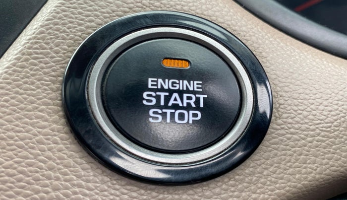 2019 Hyundai Elite i20 ASTA (O) CVT, Petrol, Automatic, 31,451 km, Keyless Start/ Stop Button