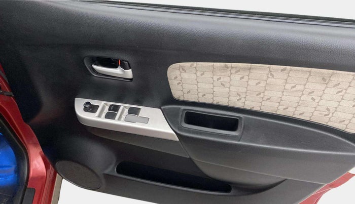 2014 Maruti Wagon R 1.0 VXI, Petrol, Manual, 39,951 km, Driver Side Door Panels Control