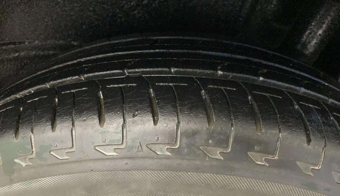 2017 Maruti IGNIS DELTA 1.2, Petrol, Manual, 36,152 km, Left Rear Tyre Tread