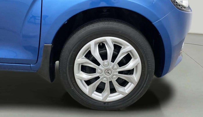 2017 Maruti IGNIS DELTA 1.2, Petrol, Manual, 36,152 km, Right Front Wheel