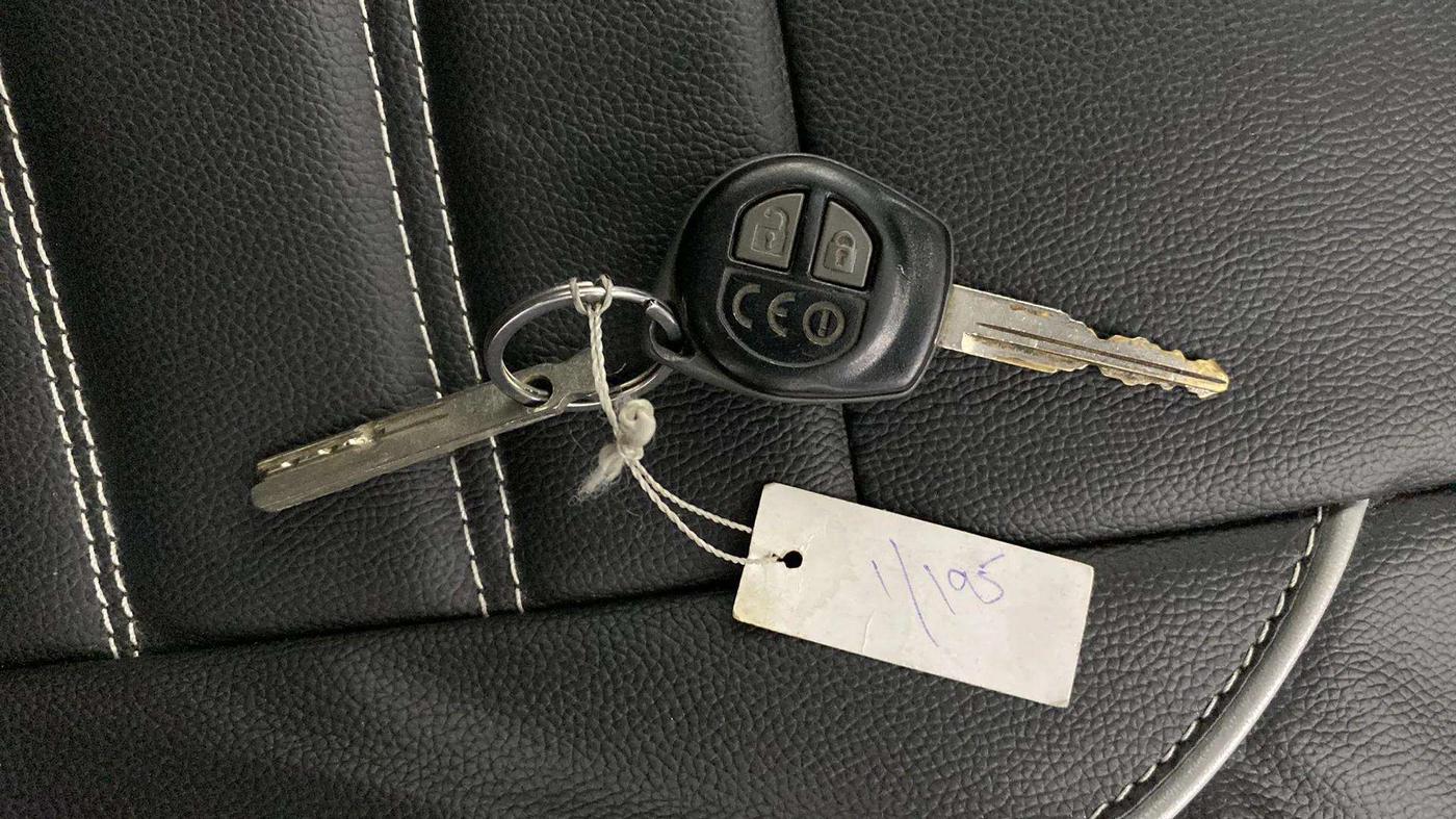 2017 Maruti IGNIS DELTA 1.2, Petrol, Manual, 36,152 km, Key Close Up