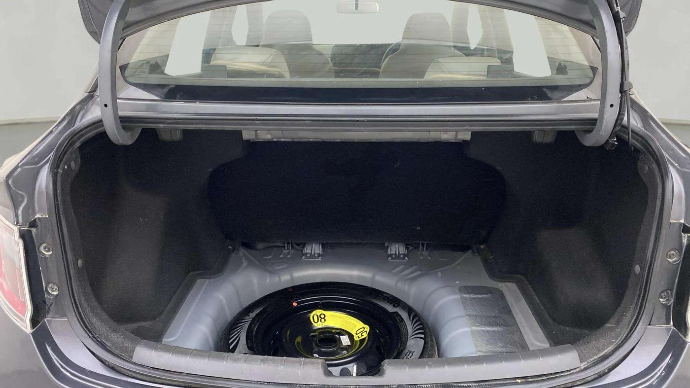 2021 Hyundai AURA S 1.2 AMT, Petrol, Automatic, 19,095 km, Boot Inside