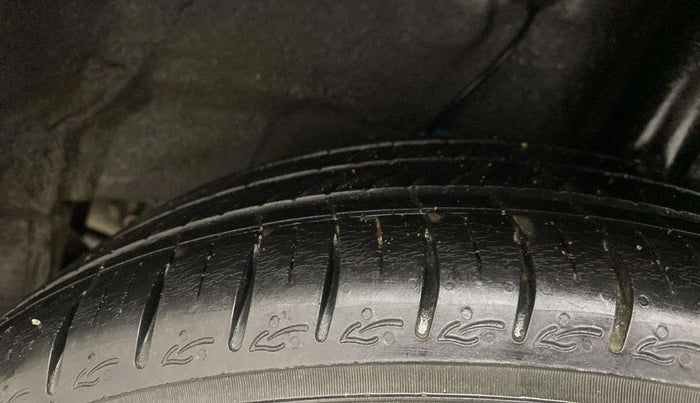 2021 Hyundai AURA S 1.2 AMT, Petrol, Automatic, 19,095 km, Left Rear Tyre Tread