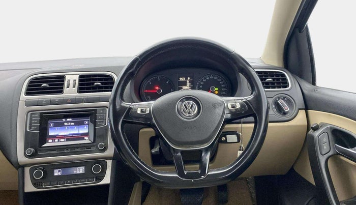 2017 Volkswagen Ameo HIGHLINE PLUS 1.5L AT 16 ALLOY, Diesel, Automatic, 66,860 km, Steering Wheel Close Up