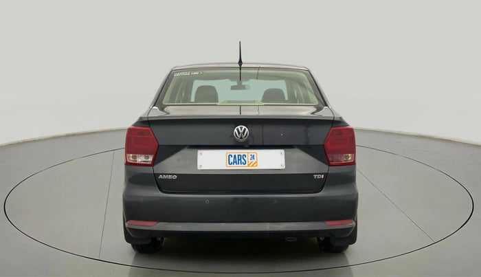 2017 Volkswagen Ameo HIGHLINE PLUS 1.5L AT 16 ALLOY, Diesel, Automatic, 66,860 km, Back/Rear