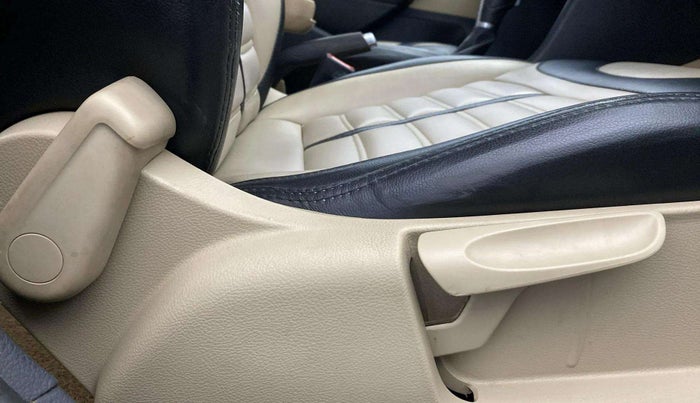 2017 Volkswagen Ameo HIGHLINE PLUS 1.5L AT 16 ALLOY, Diesel, Automatic, 66,860 km, Driver Side Adjustment Panel