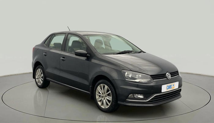 2017 Volkswagen Ameo HIGHLINE PLUS 1.5L AT 16 ALLOY, Diesel, Automatic, 66,860 km, Right Front Diagonal