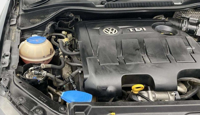 2017 Volkswagen Ameo HIGHLINE PLUS 1.5L AT 16 ALLOY, Diesel, Automatic, 66,860 km, Engine View - Right