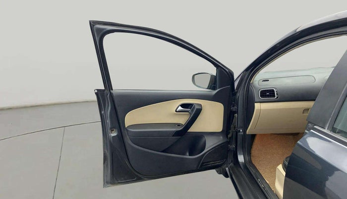 2017 Volkswagen Ameo HIGHLINE PLUS 1.5L AT 16 ALLOY, Diesel, Automatic, 66,860 km, LHS Front Door
