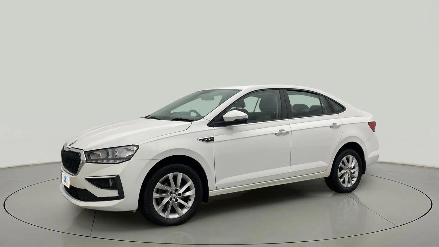 2023 Skoda SLAVIA AMBITION 1.0L TSI MT, Petrol, Manual, 28,961 km, Left Front Diagonal