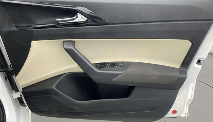 2023 Skoda SLAVIA AMBITION 1.0L TSI MT, Petrol, Manual, 28,828 km, Driver Side Door Panels Control