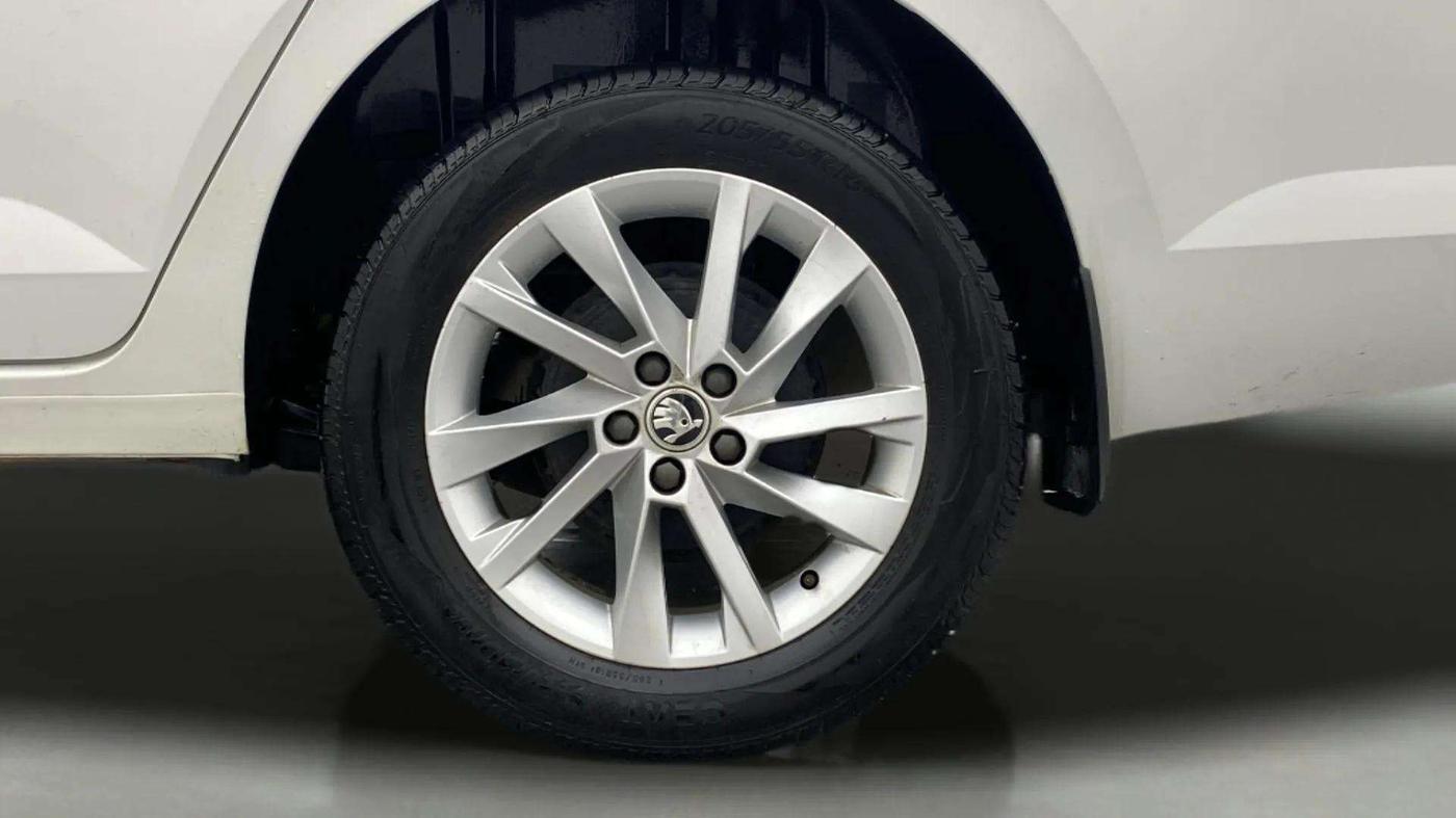 2023 Skoda SLAVIA AMBITION 1.0L TSI MT, Petrol, Manual, 28,961 km, Left Rear Wheel