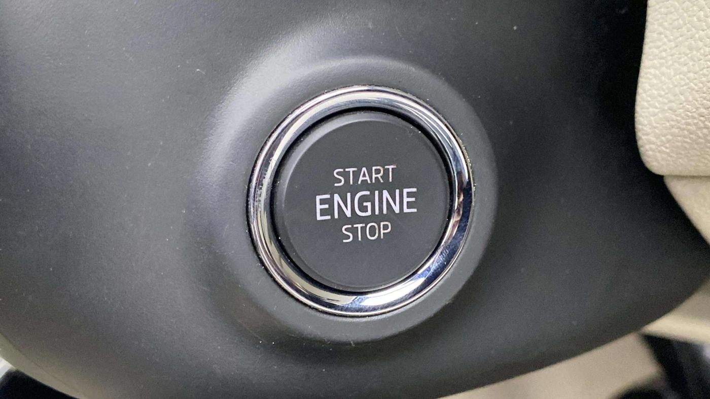 2023 Skoda SLAVIA AMBITION 1.0L TSI MT, Petrol, Manual, 28,961 km, Keyless Start/ Stop Button